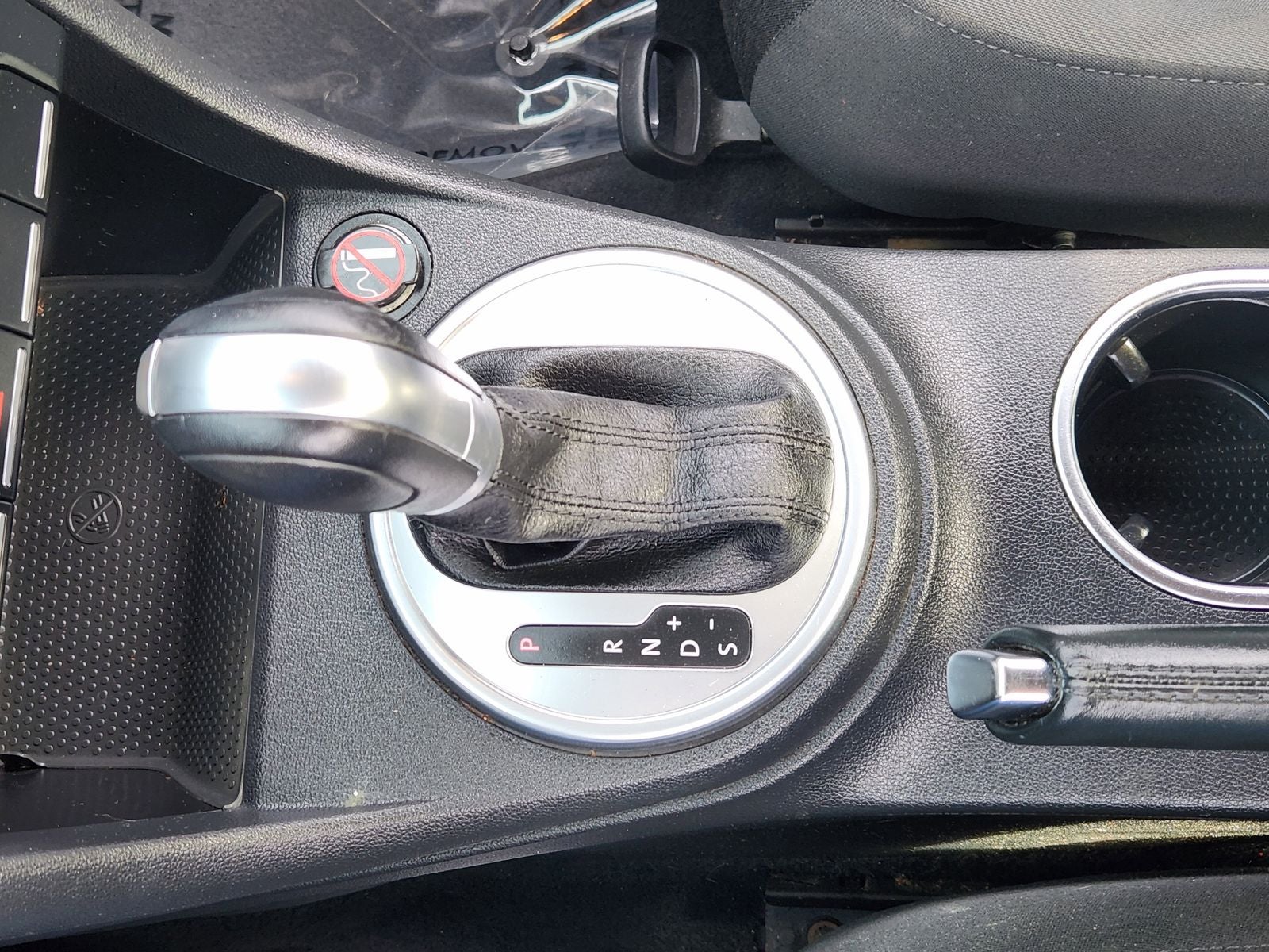 2019 Volkswagen Beetle 2.0T S