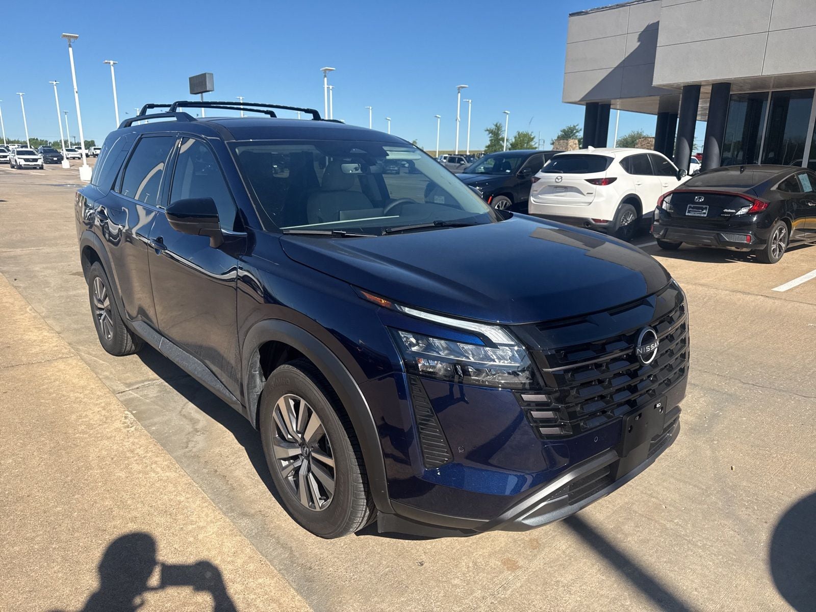 2026 Nissan Pathfinder SL