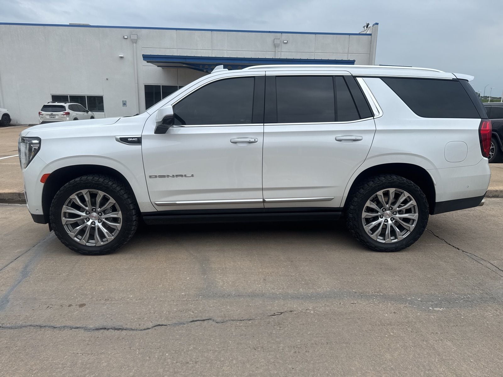 2023 GMC Yukon Denali