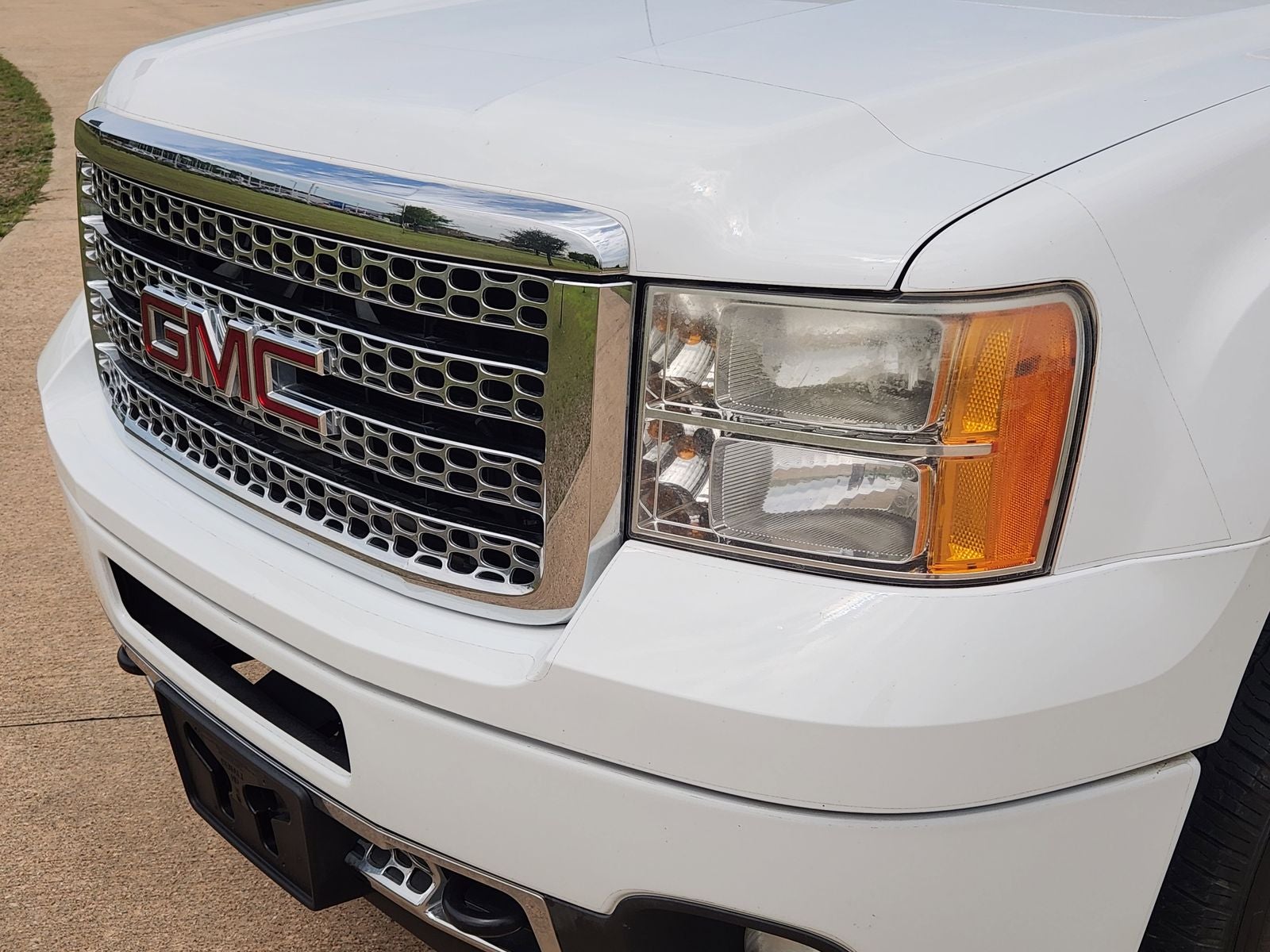 2012 GMC Sierra 3500HD Denali