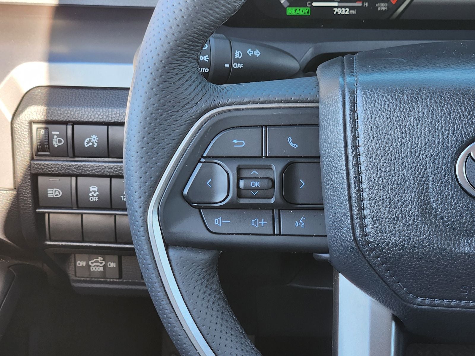 2025 Toyota Tacoma 4WD TRD Off Road