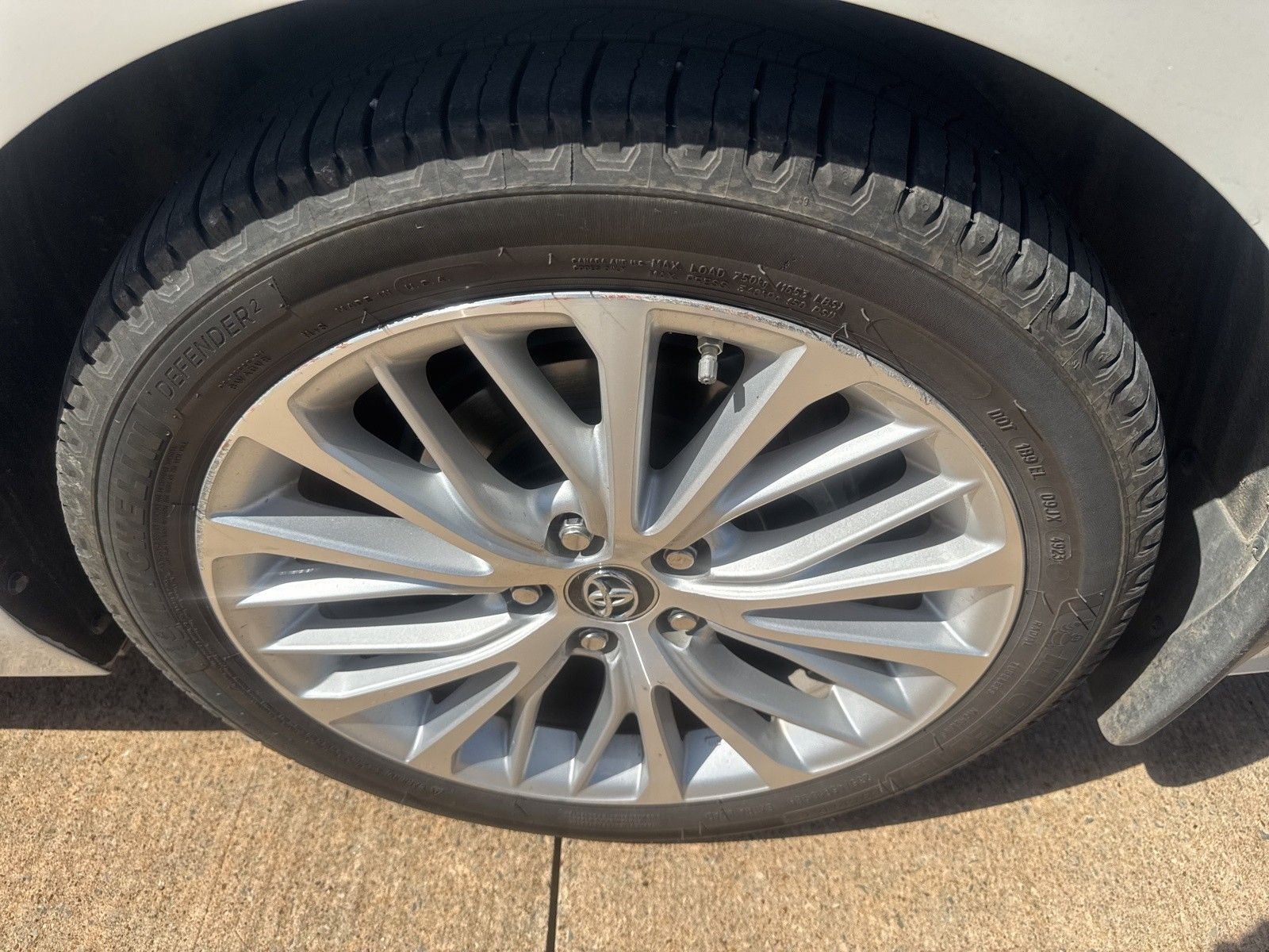 2018 Toyota Camry Hybrid XLE