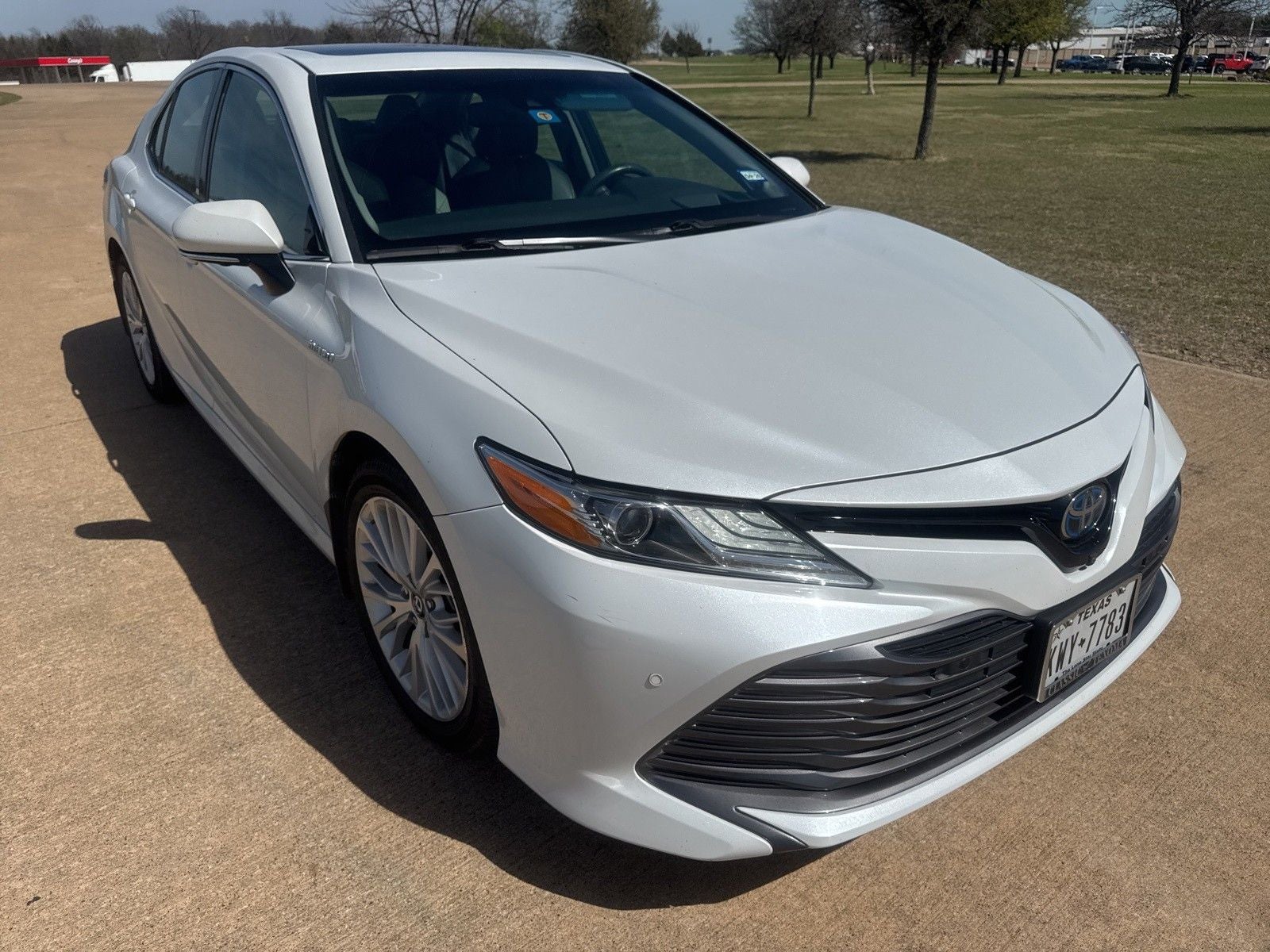 2018 Toyota Camry Hybrid XLE
