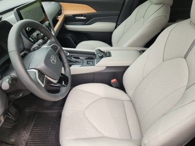 2025 Toyota Grand Highlander Platinum