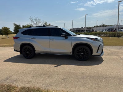 2023 Toyota Highlander XSE