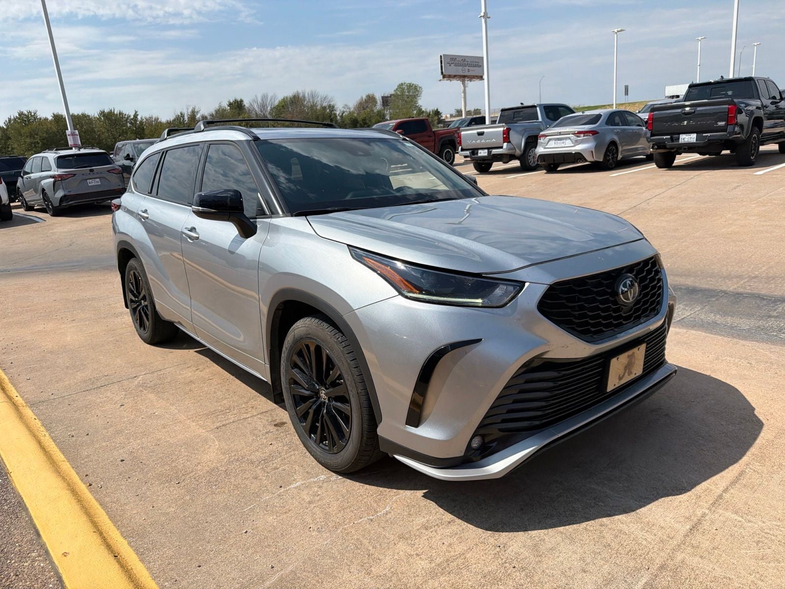 2023 Toyota Highlander XSE