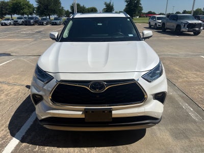 2025 Toyota Highlander Platinum