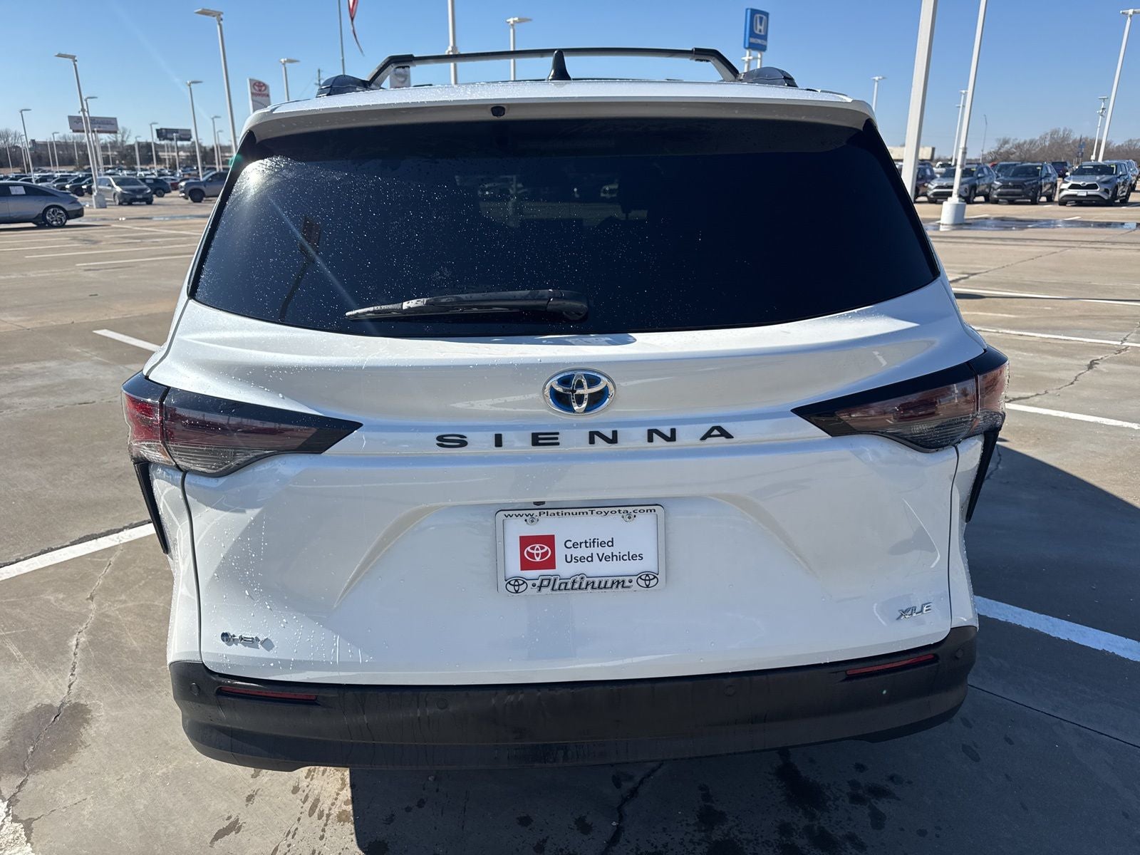 2025 Toyota Sienna XLE