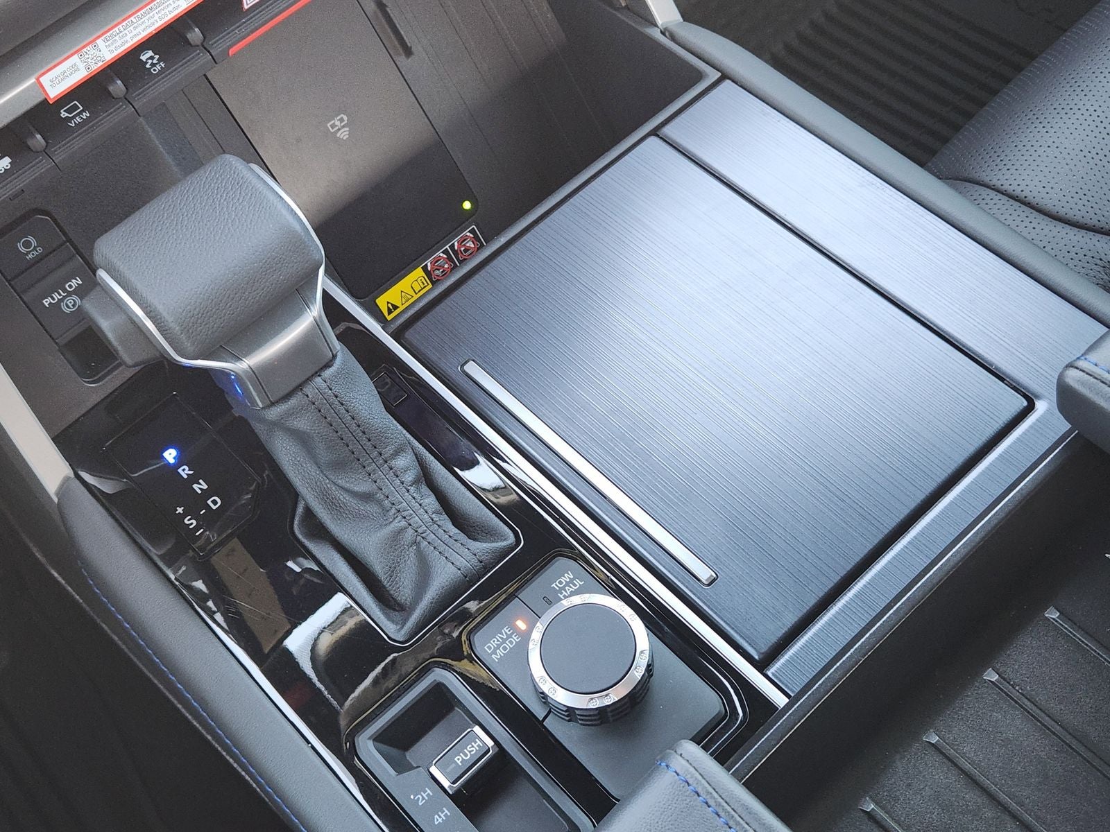 2025 Toyota Tundra Hybrid Platinum