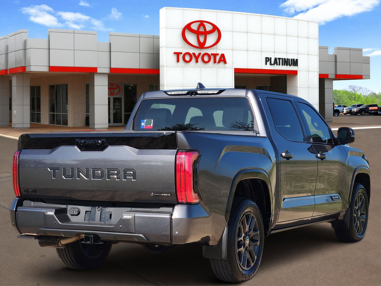 2025 Toyota Tundra Hybrid Platinum