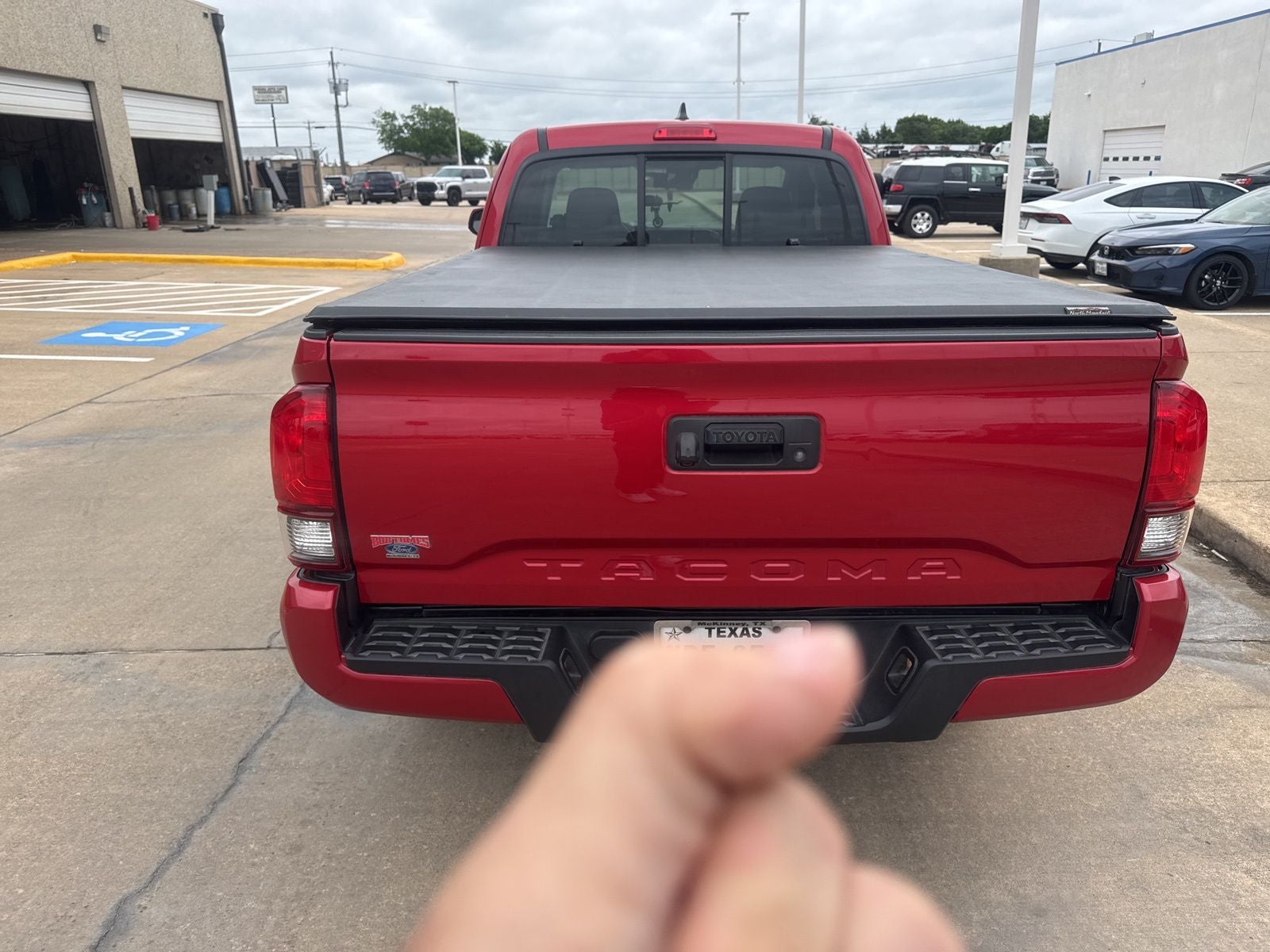 2018 Toyota Tacoma SR