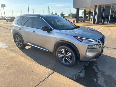 2022 Nissan Rogue SL