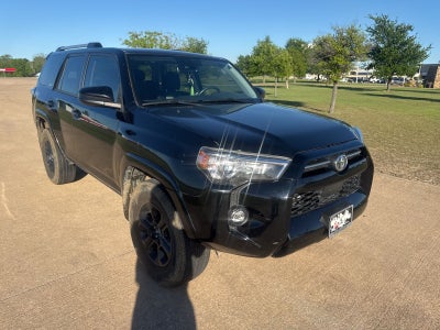 2022 Toyota 4Runner SR5