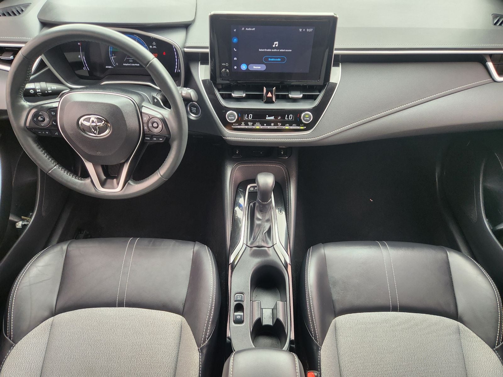 2024 Toyota Corolla Hatchback XSE