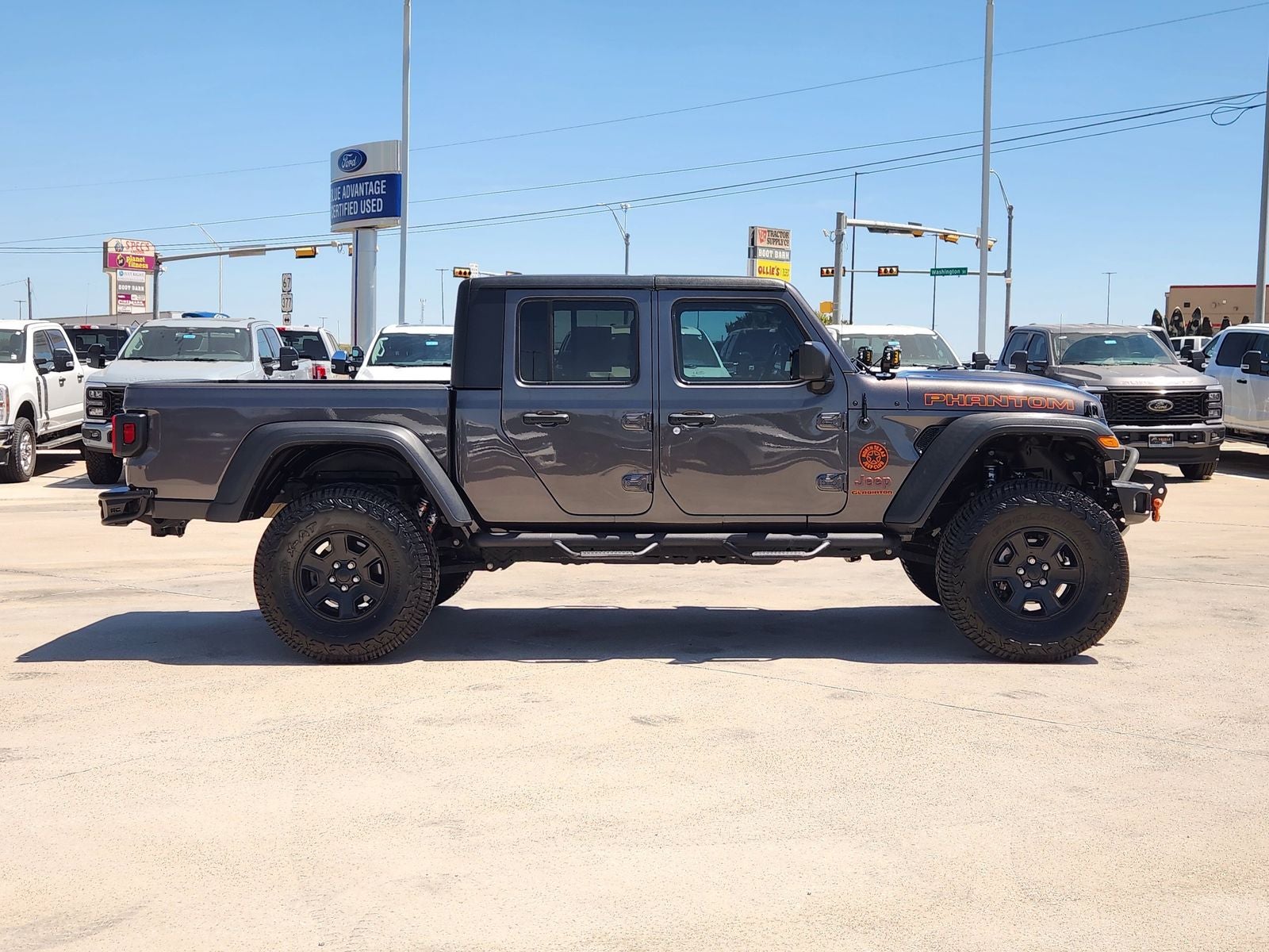 2022 Jeep Gladiator Mojave