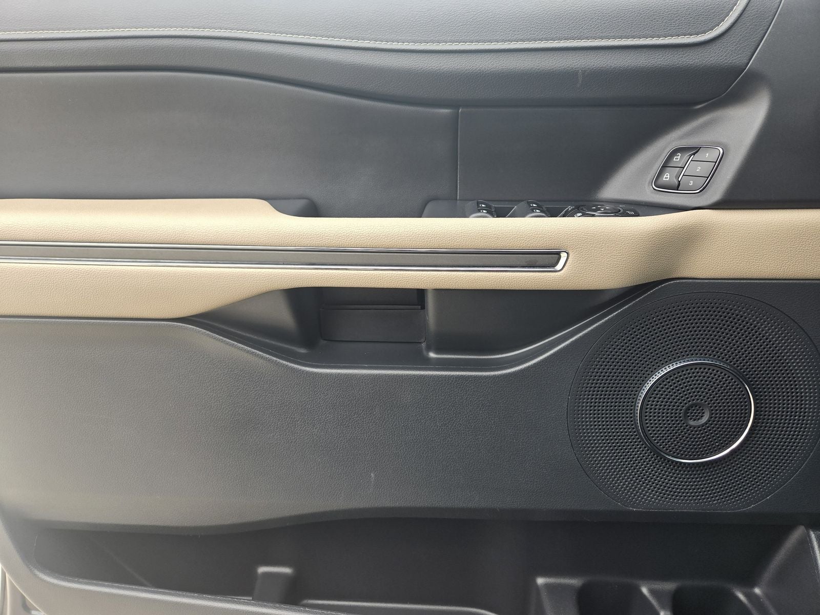 2023 Ford Expedition Max XLT