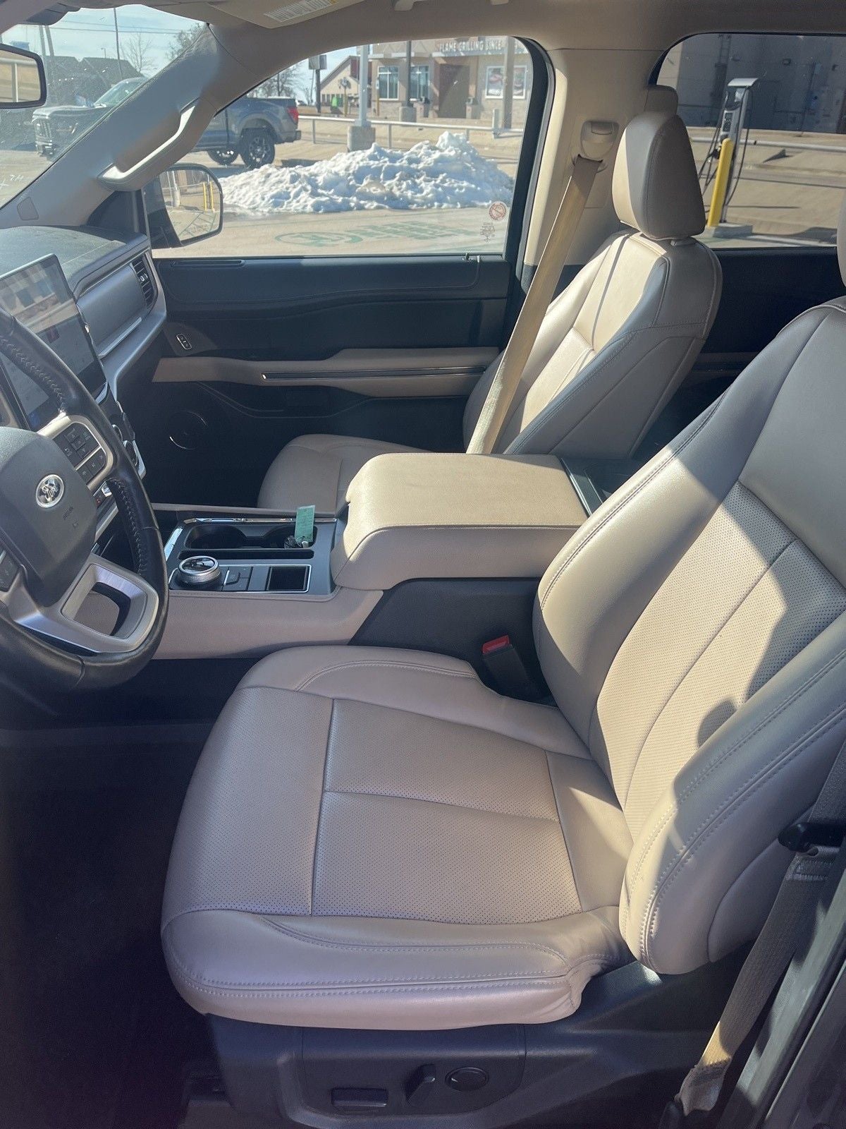 2023 Ford Expedition Max XLT