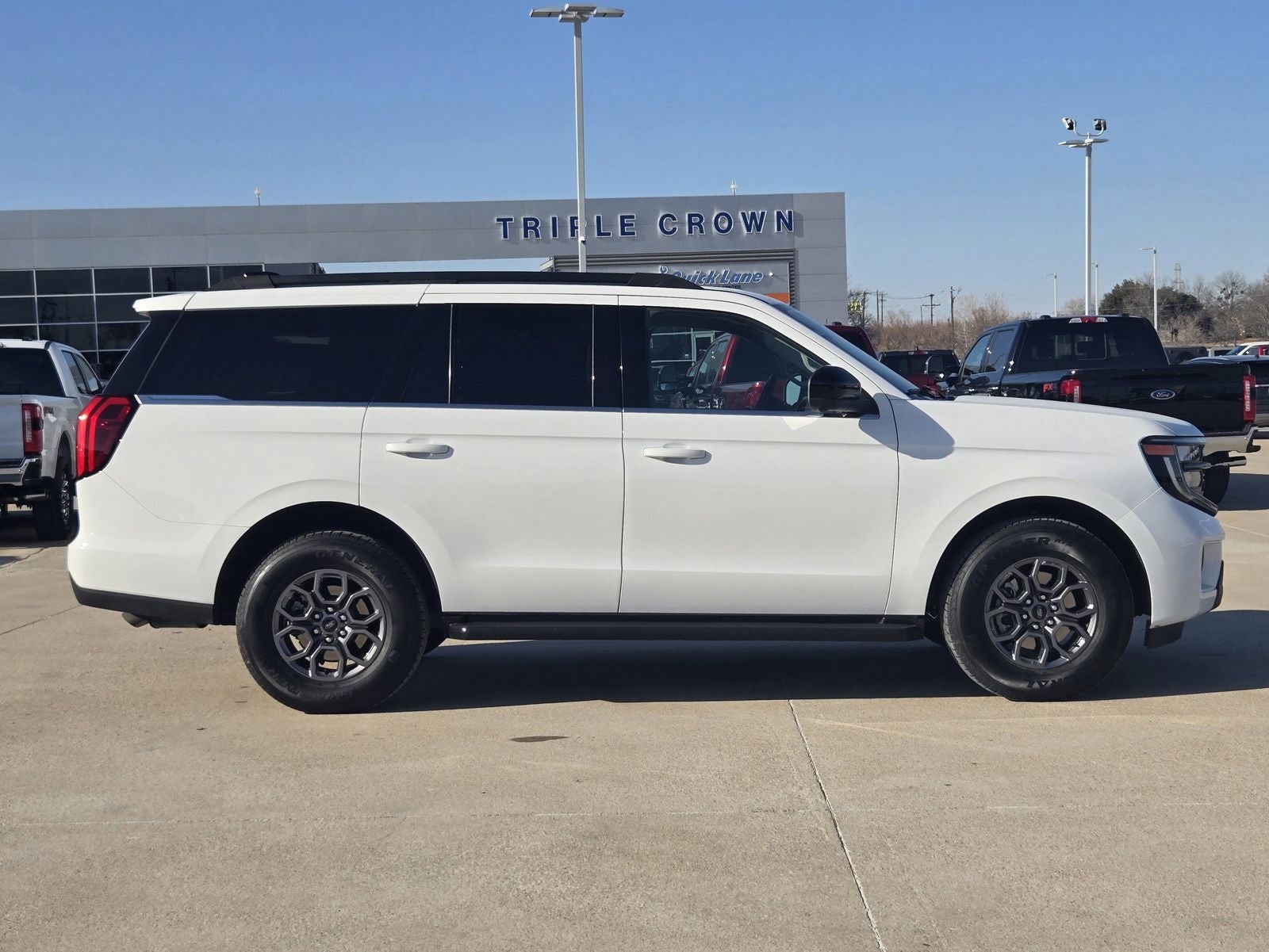 2025 Ford Expedition Max Active