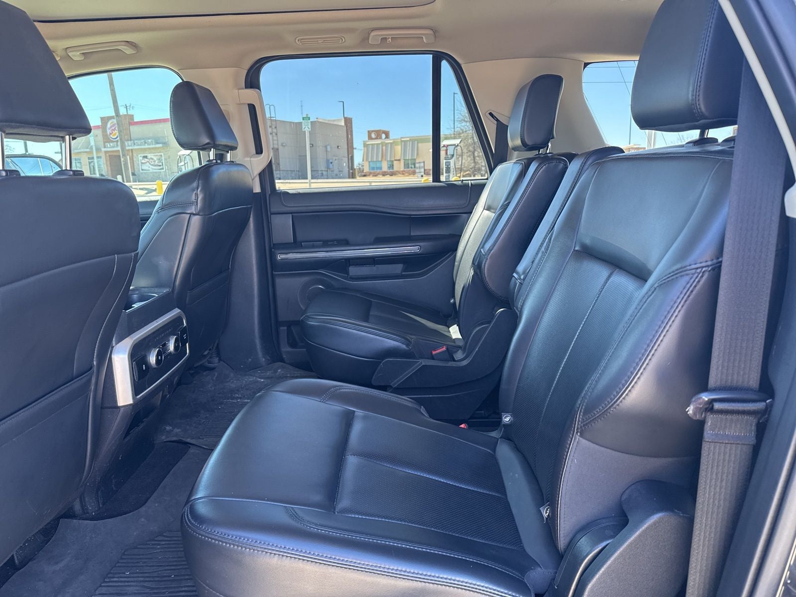 2022 Ford Expedition Max XLT