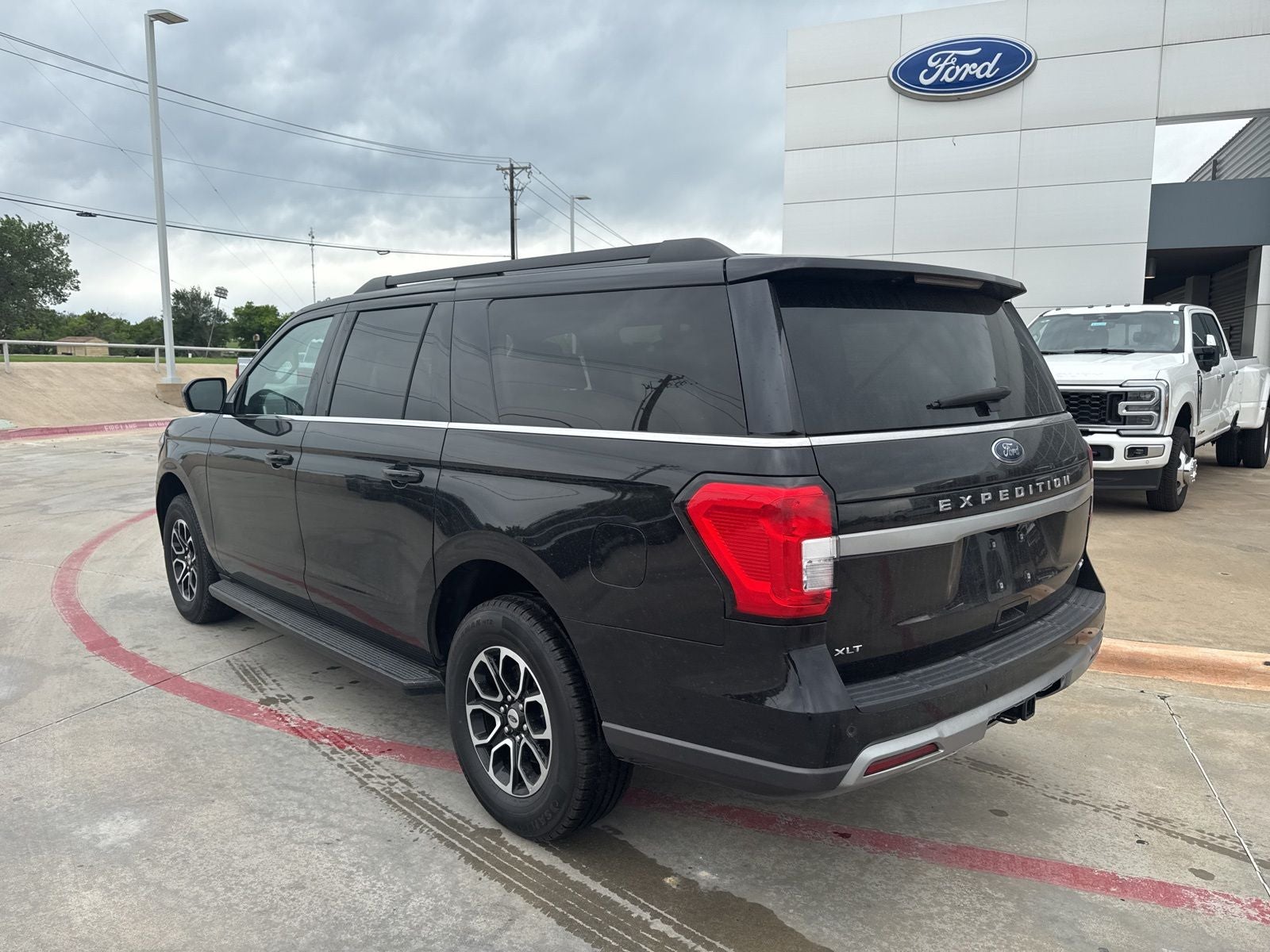 2024 Ford Expedition Max XLT