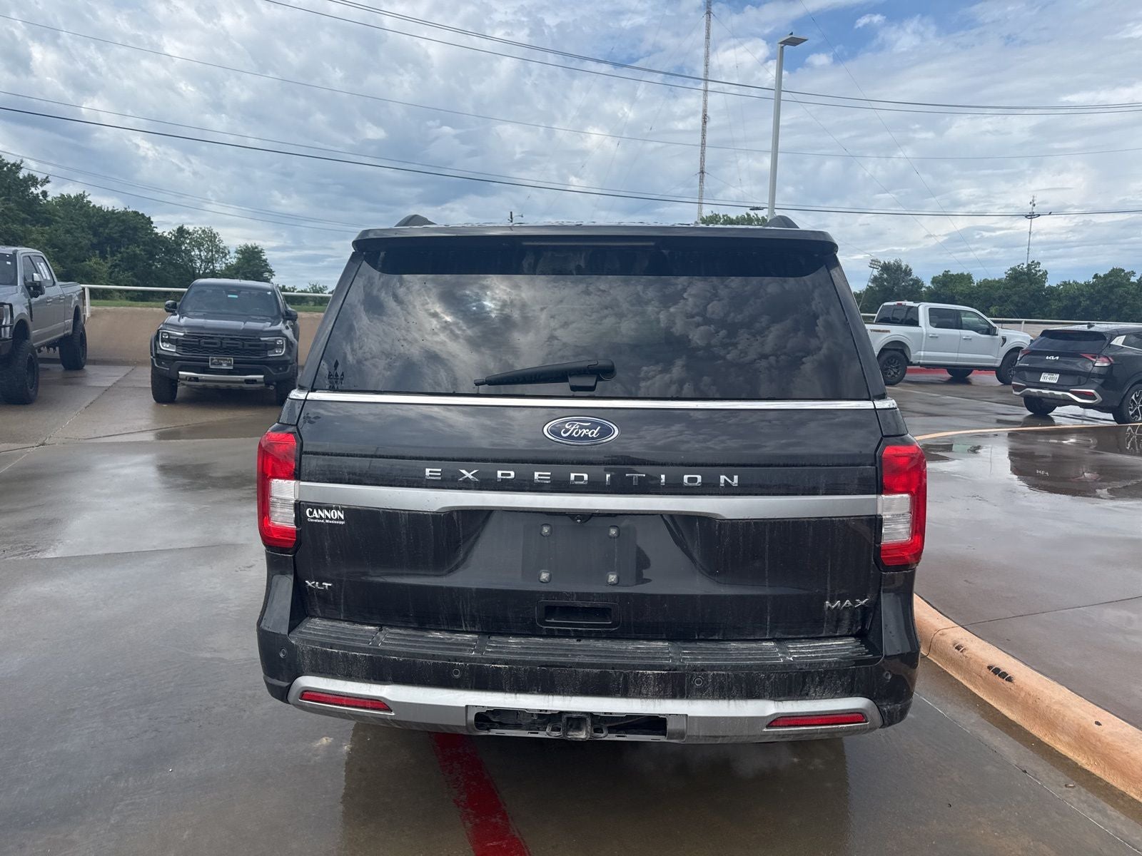 2022 Ford Expedition Max XLT