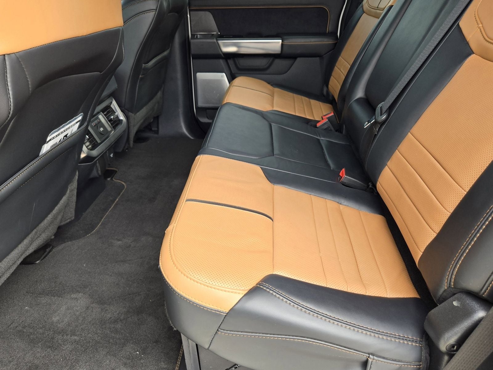 2024 Ford F-350SD Platinum