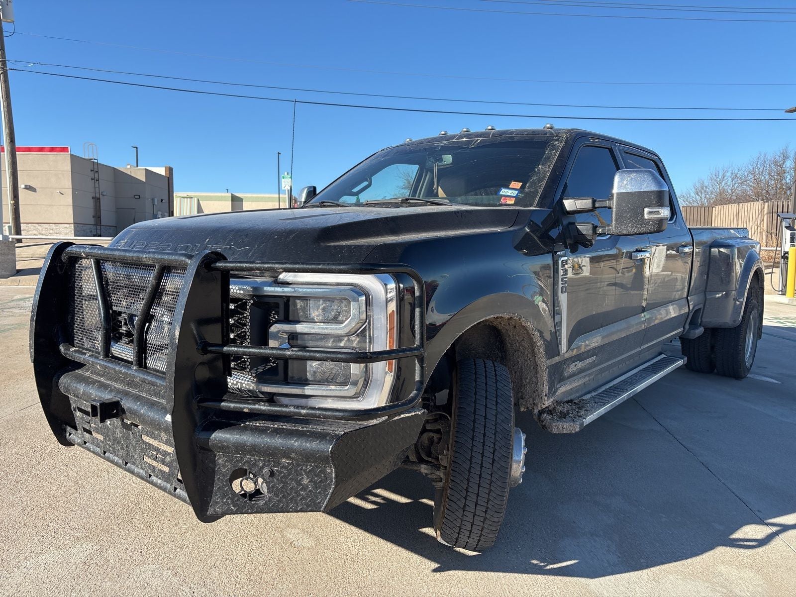 2023 Ford F-350SD Lariat DRW