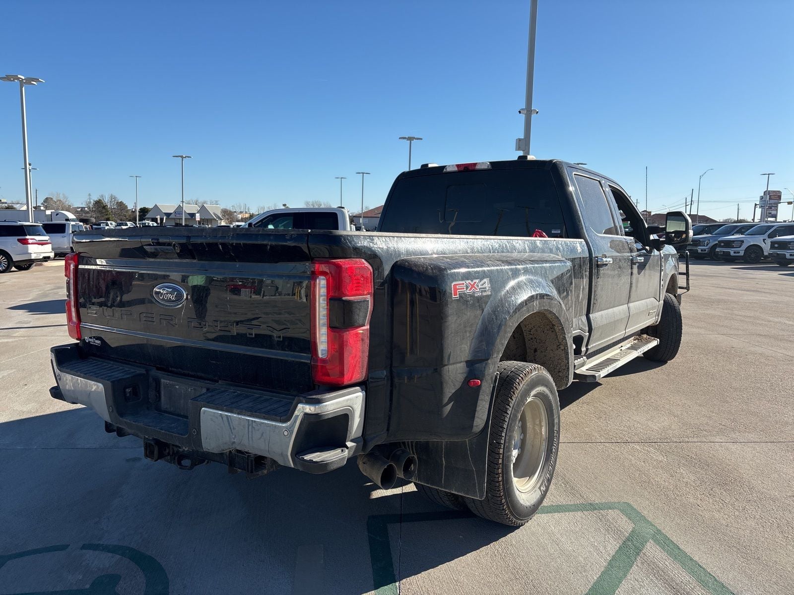 2023 Ford F-350SD Lariat DRW