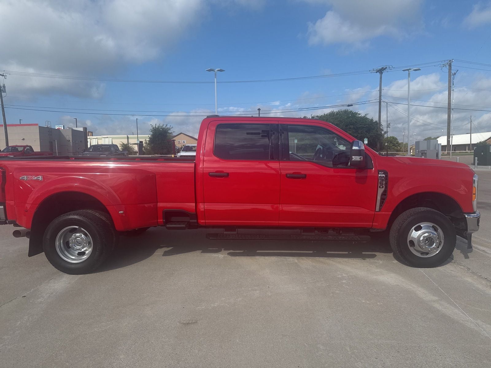 2023 Ford F-350SD XLT DRW