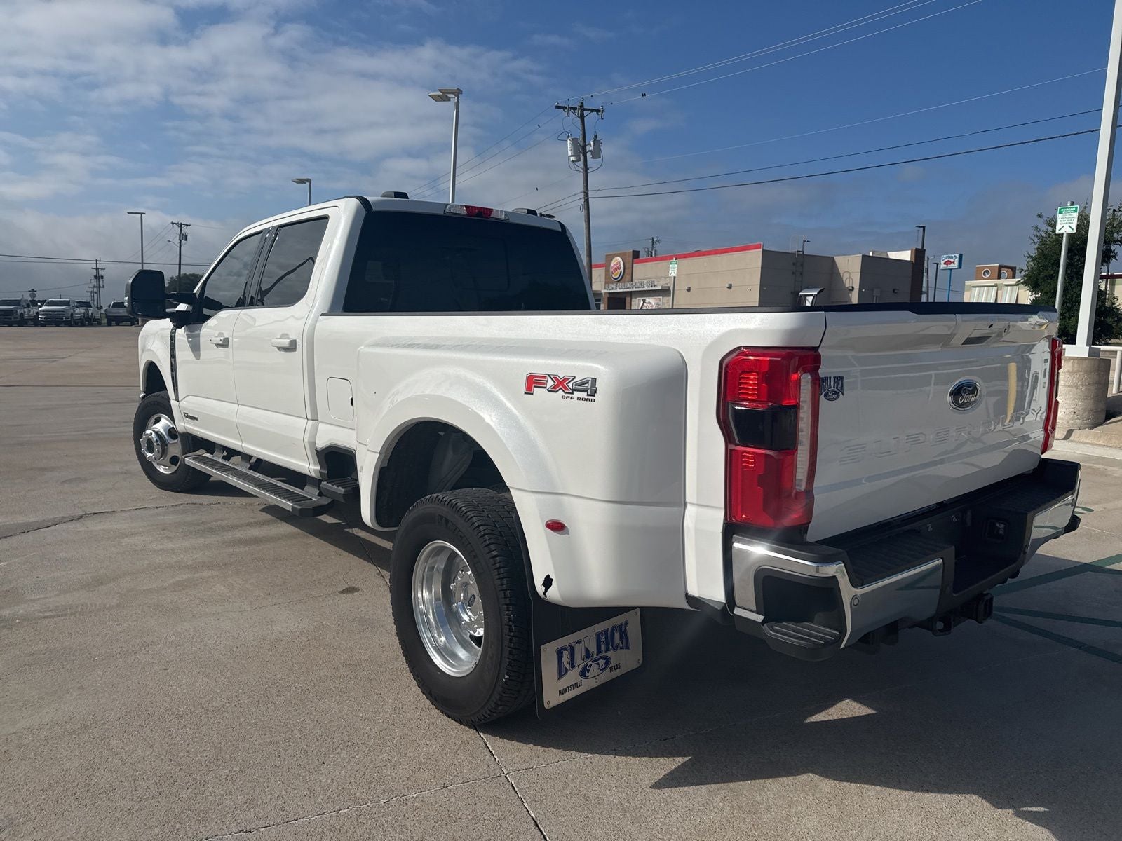 2024 Ford F-350SD Lariat DRW