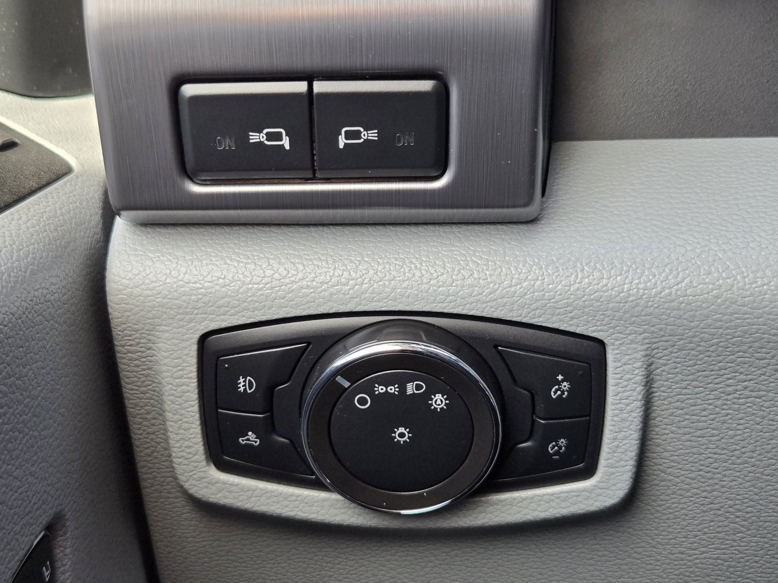 2022 Ford F-450SD Limited DRW