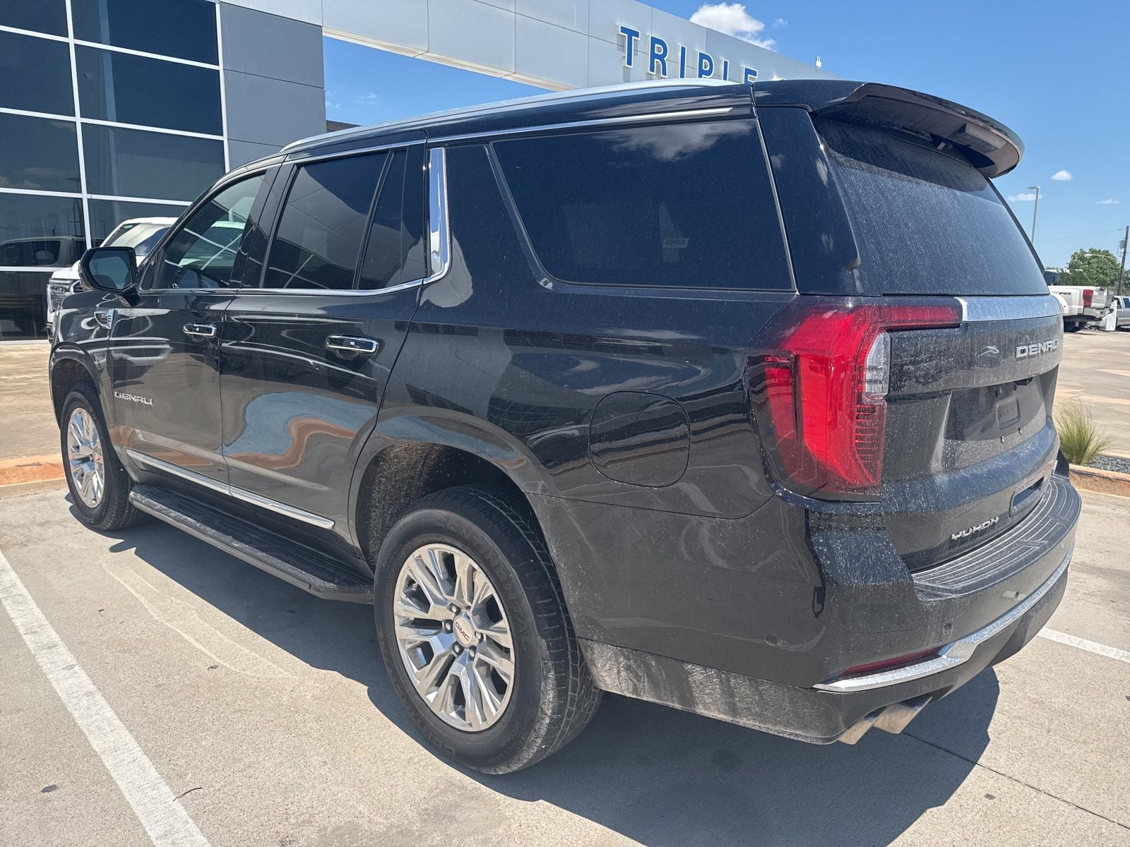 2025 GMC Yukon Denali