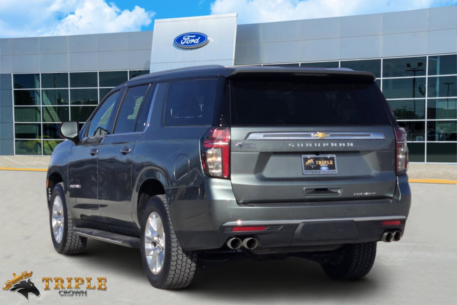 2023 Chevrolet Suburban Premier