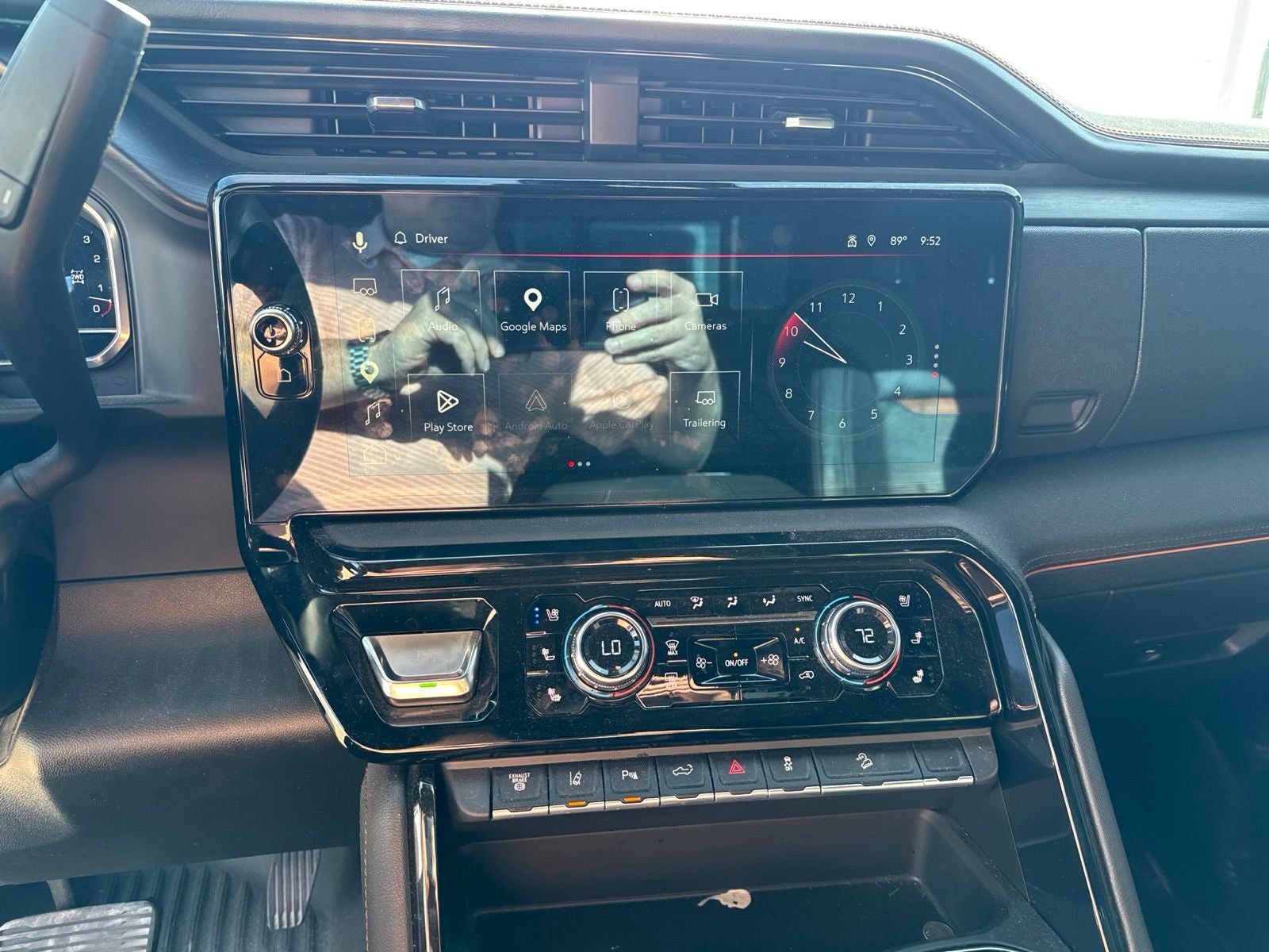 2025 GMC Sierra 2500HD AT4