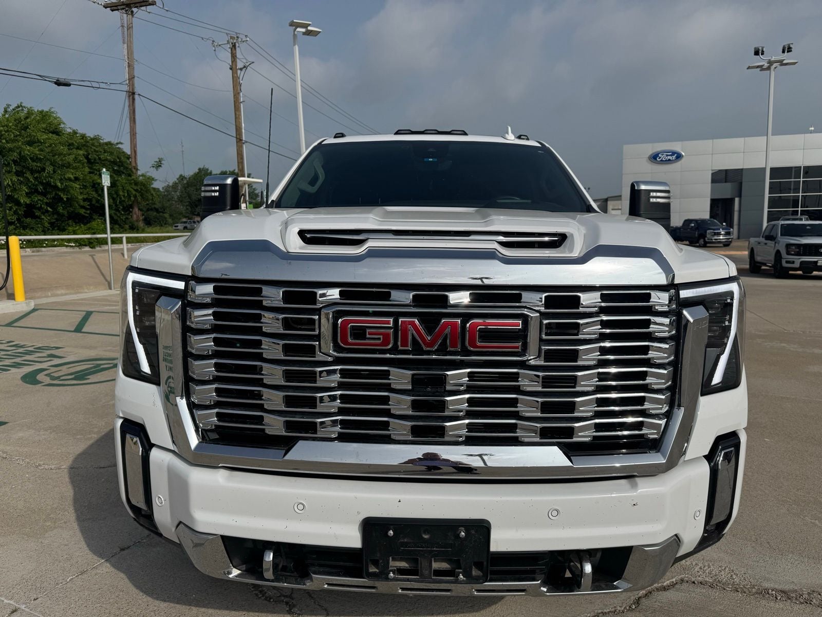 2025 GMC Sierra 3500HD Denali