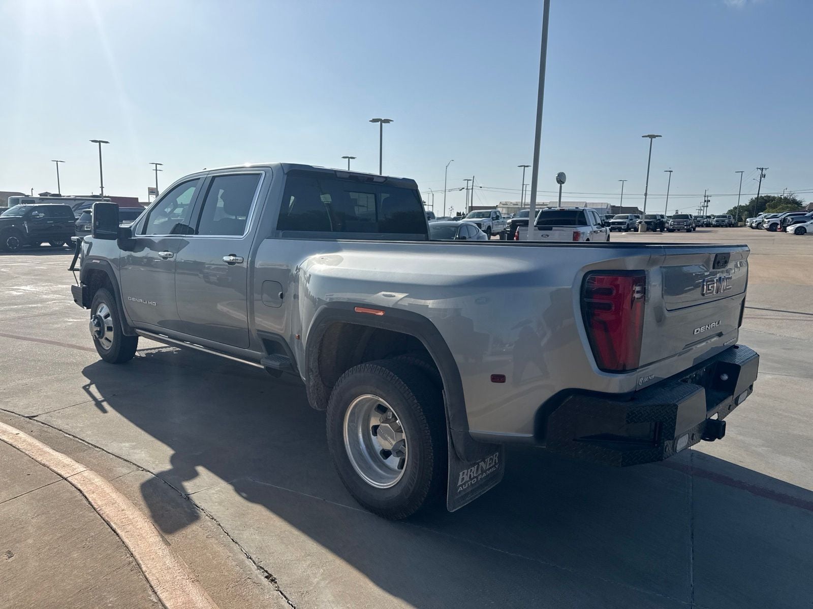 2025 GMC Sierra 3500HD Denali