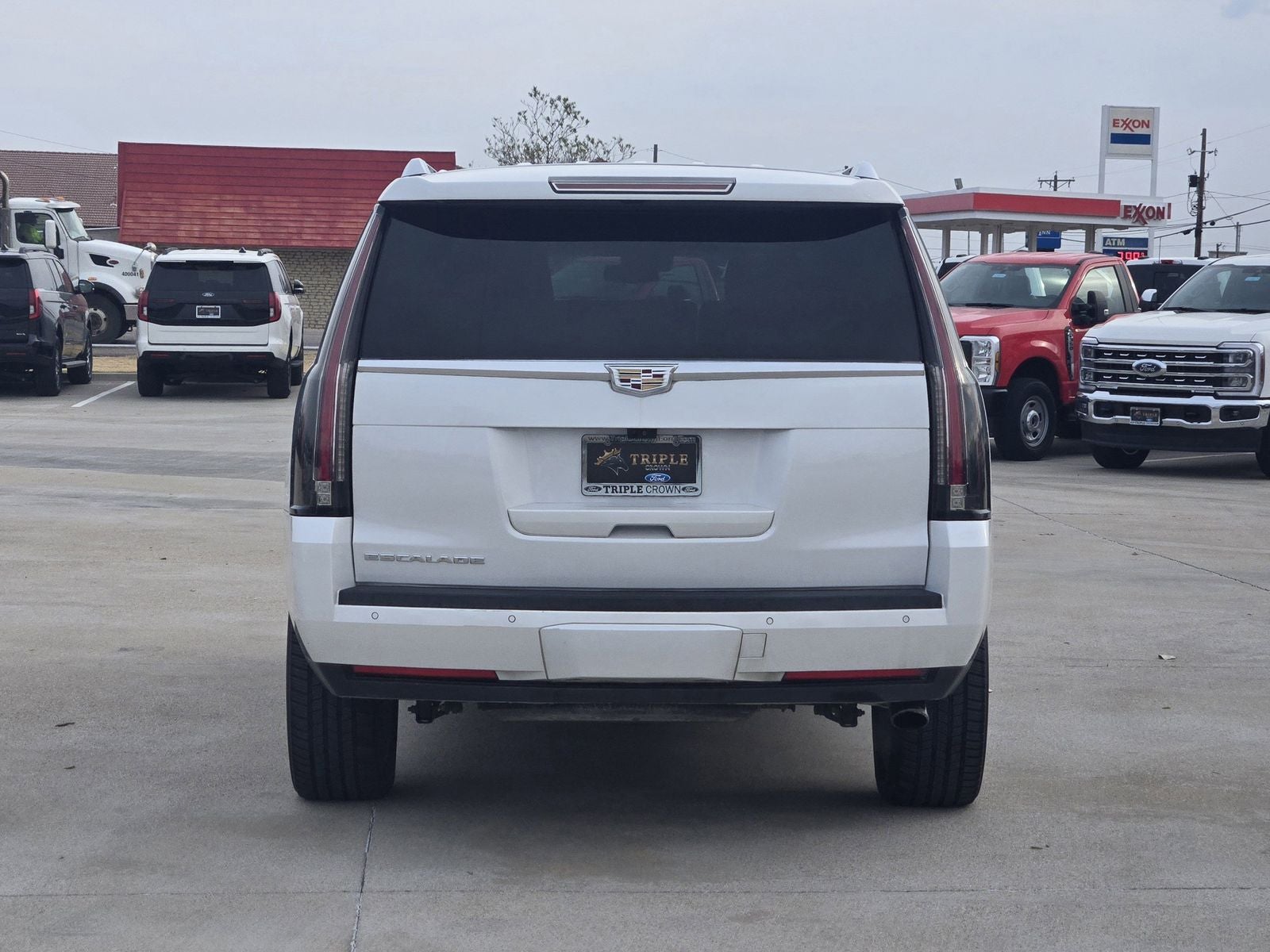 2018 Cadillac Escalade Platinum Edition