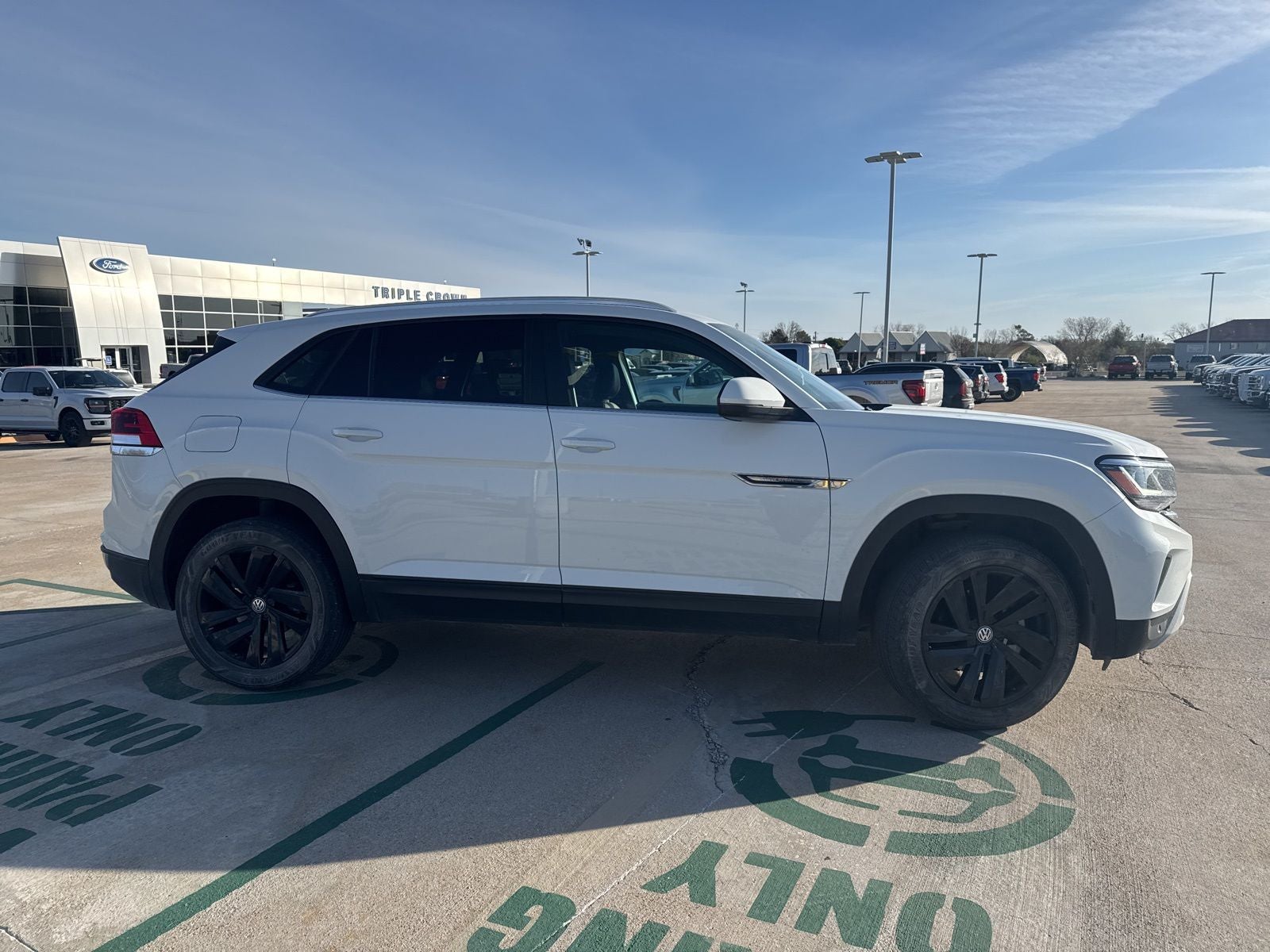 2023 Volkswagen Atlas Cross Sport 3.6L V6 SE w/Technology