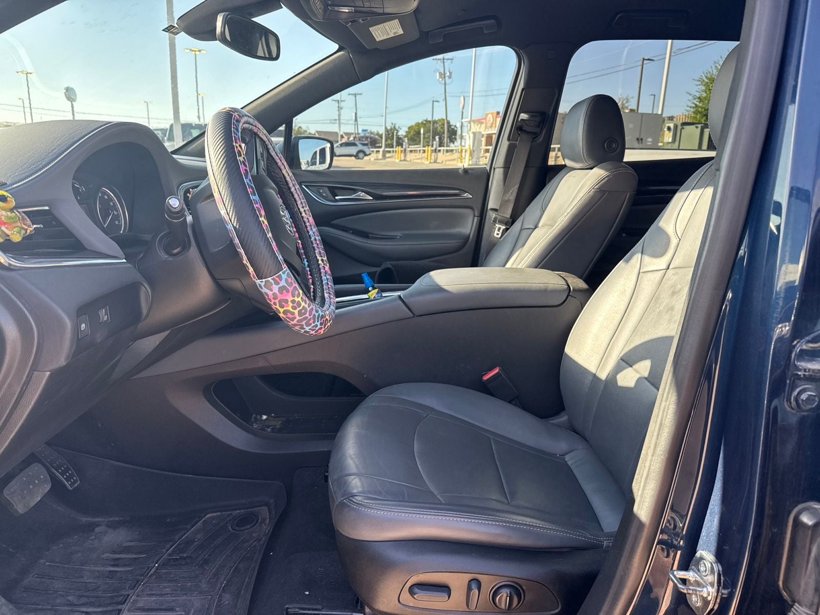 2022 Buick Enclave Essence