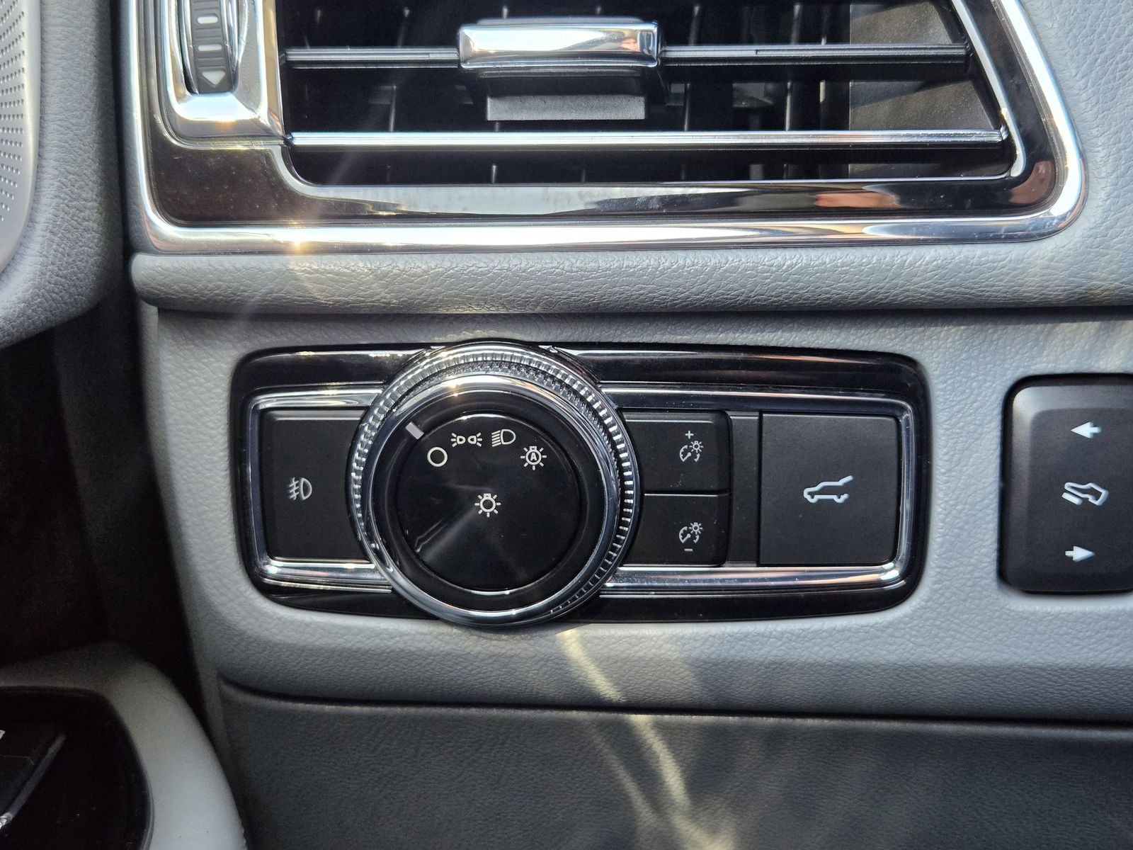 2020 Lincoln Navigator L Reserve