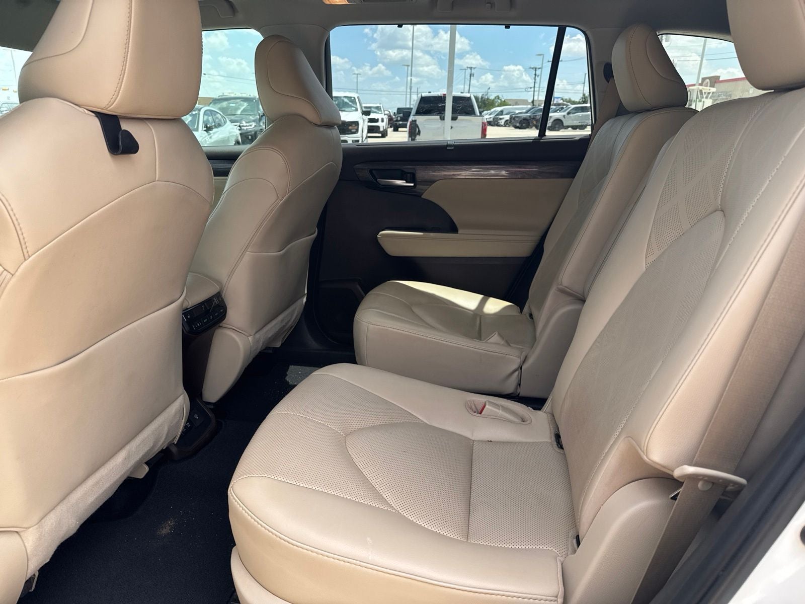 2020 Toyota Highlander Platinum