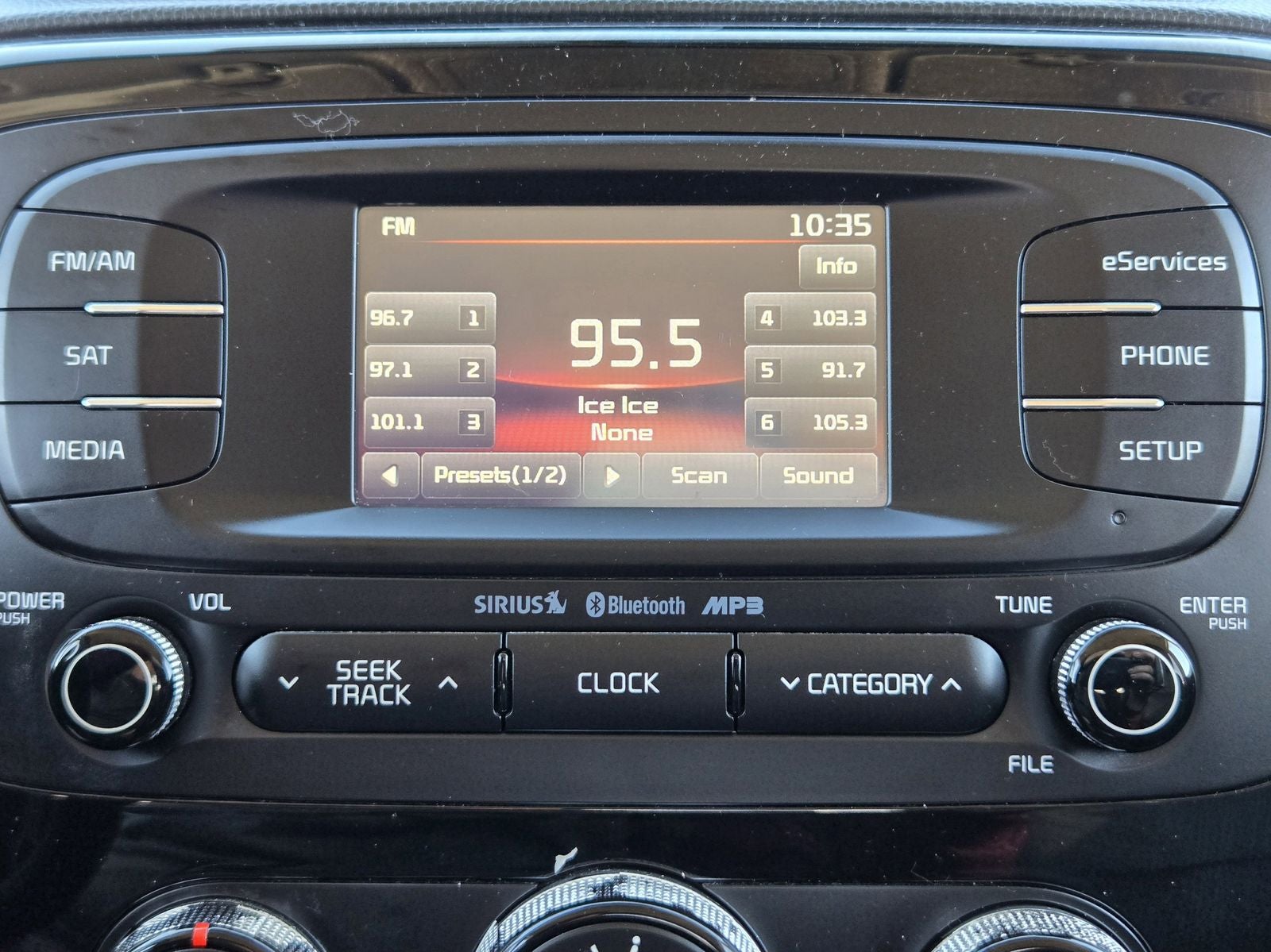 2016 Kia Soul Exclaim