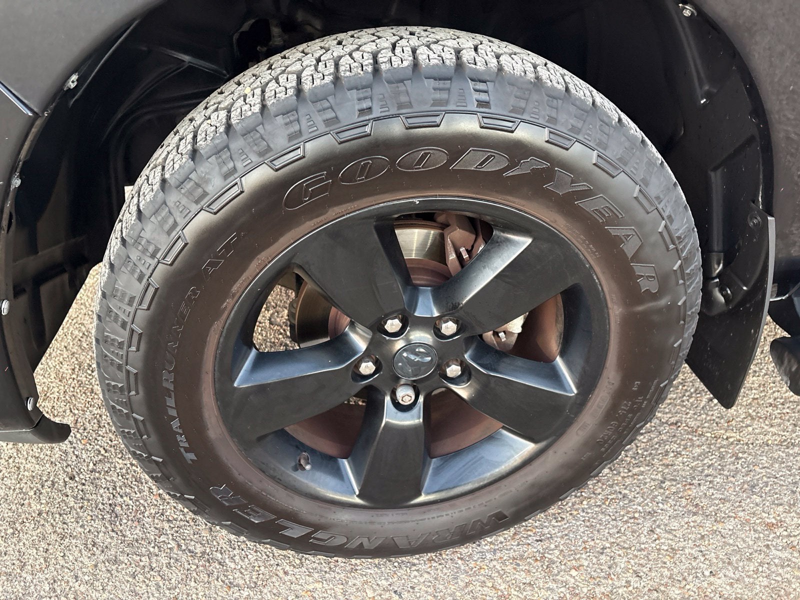 2017 RAM 1500 Express Crew Cab 4x2 5'7" Box