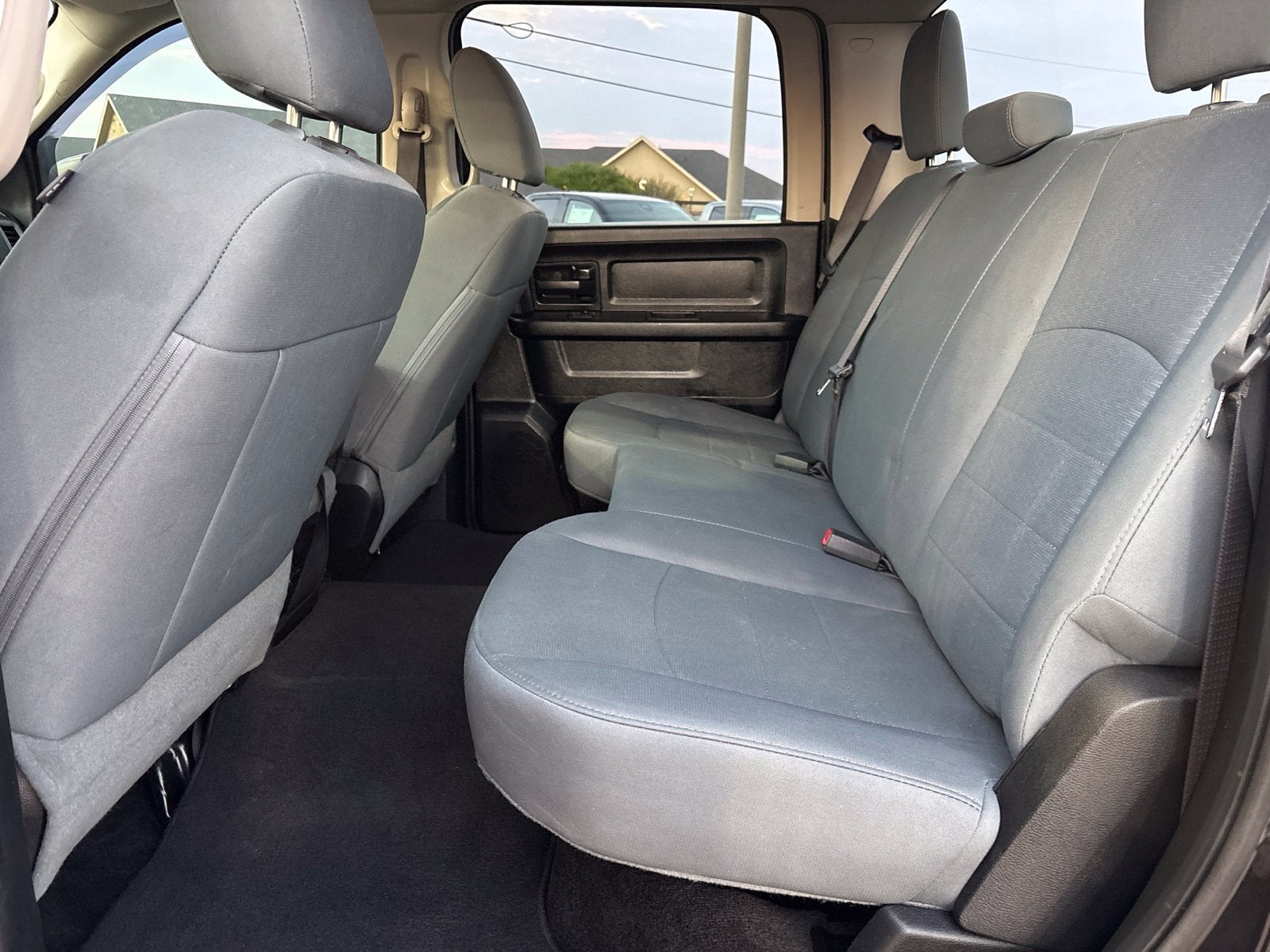 2017 RAM 1500 Express Crew Cab 4x2 5'7" Box