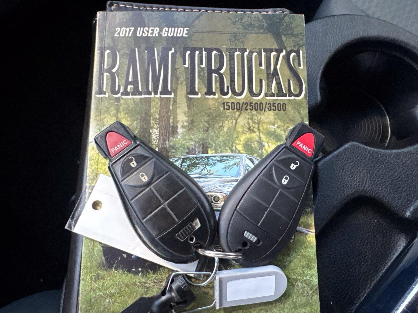 2017 RAM 1500 Express Crew Cab 4x2 5'7" Box