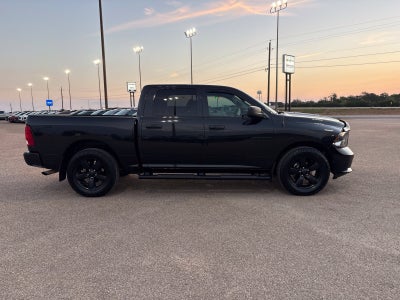2017 RAM 1500 Express Crew Cab 4x2 5'7" Box