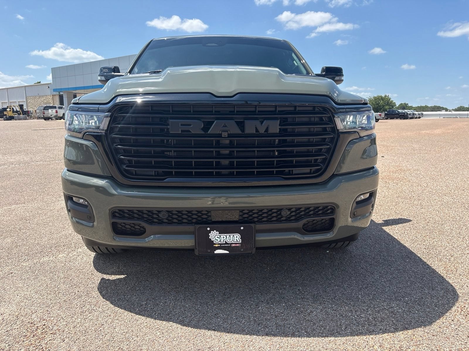 2026 RAM 1500 Laramie Crew Cab 4x4 5'7" Box