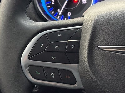 2023 Chrysler 300 Touring L