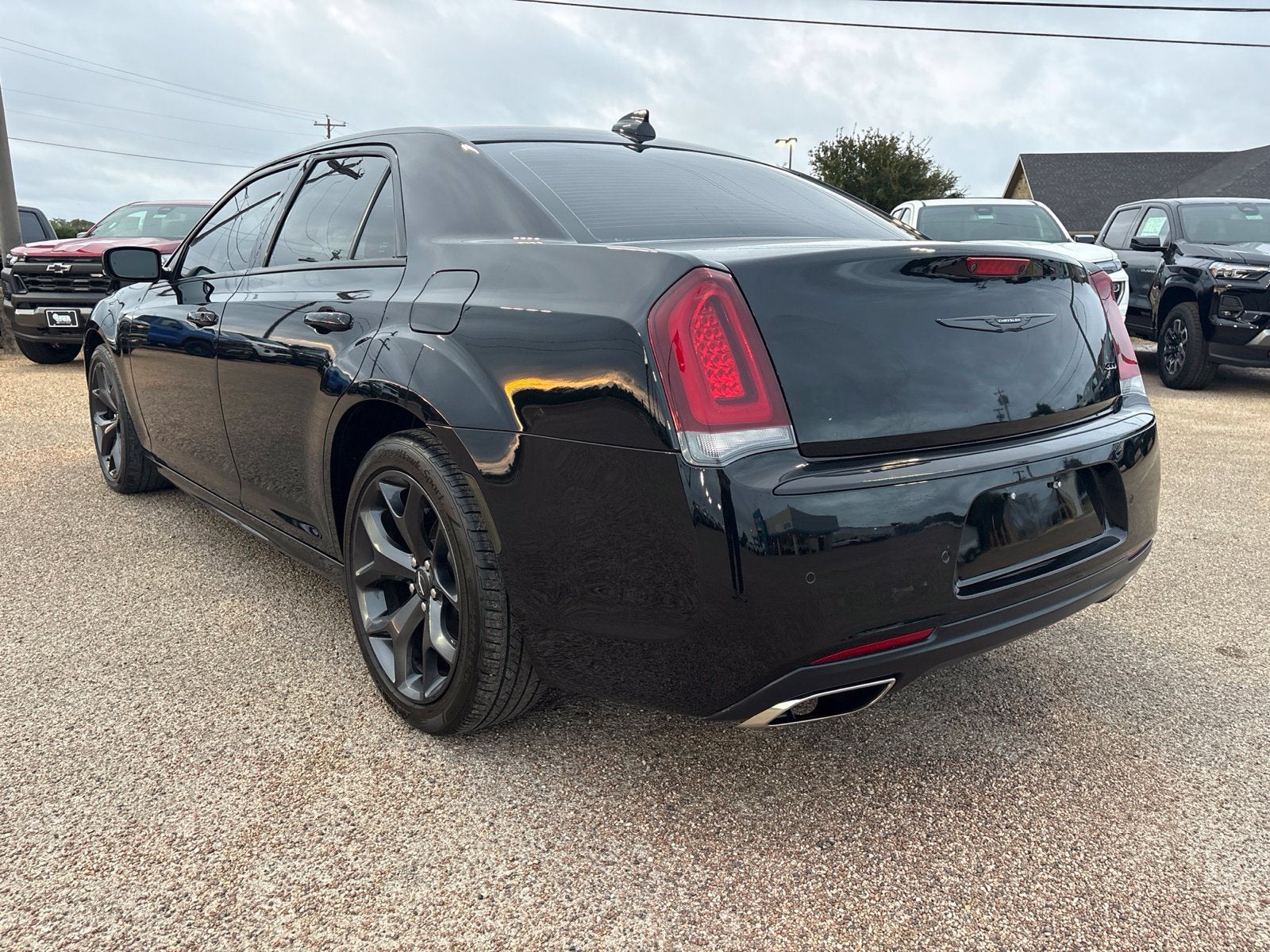 2023 Chrysler 300 Touring L