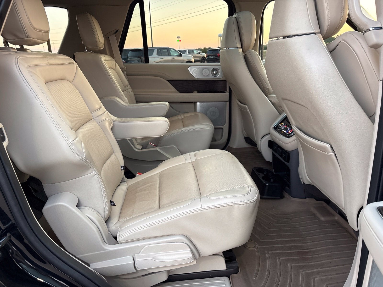2021 Lincoln Navegador Reserve